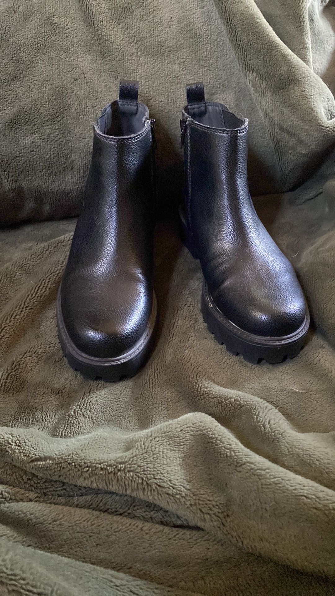 Zodiac Black Boots