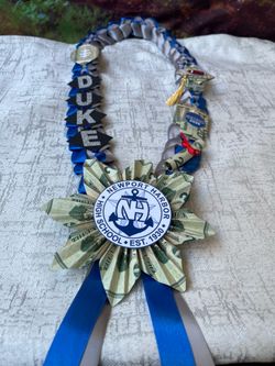 Graduation leis
