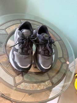 Nike Gray and Black Low-Top Sneakers