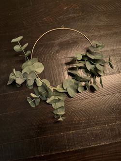 Wall Decor Eucalyptus Wreath