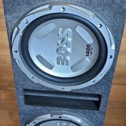 2-BOSS AUDIO 1400W MAX 