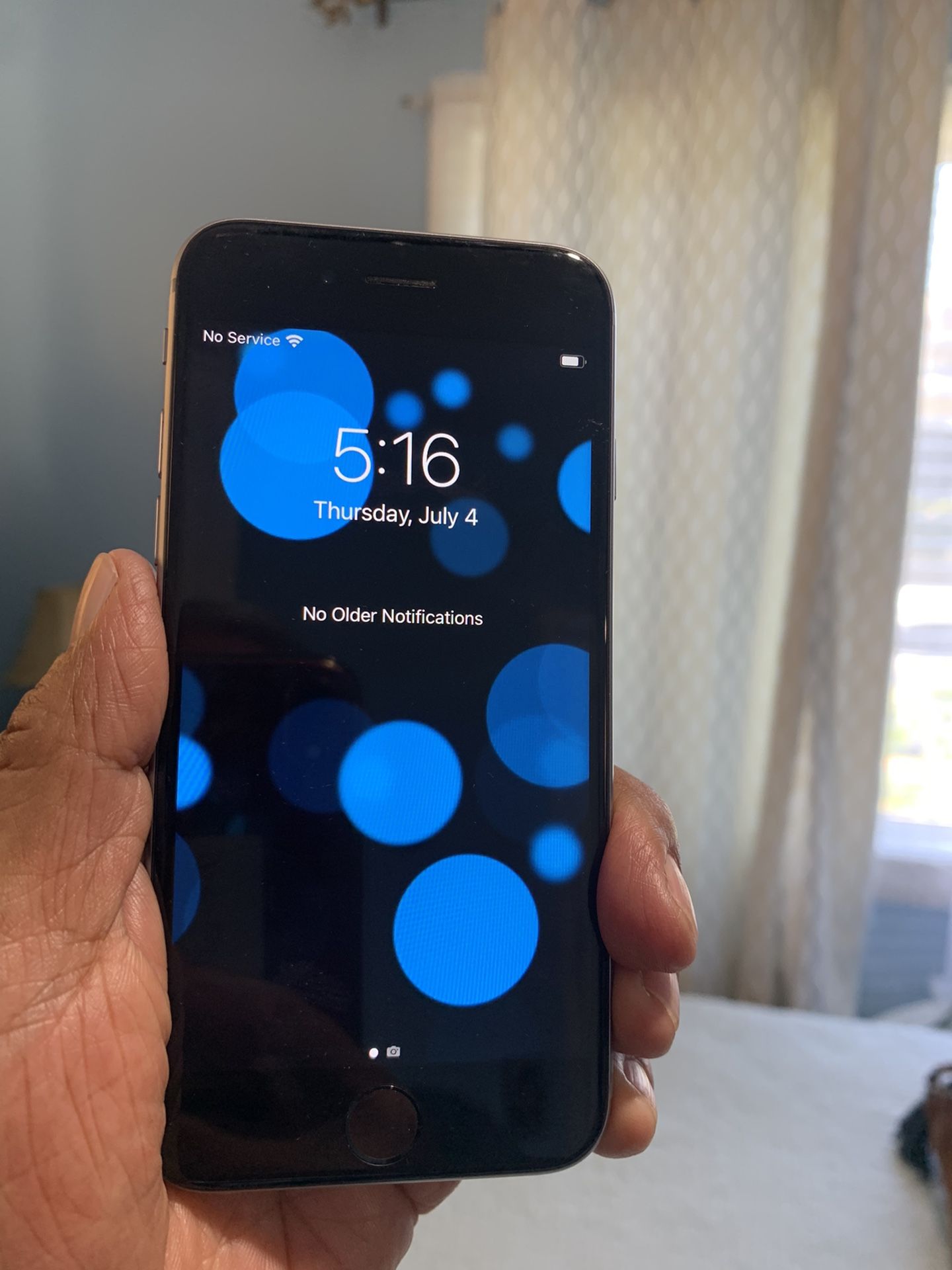 iPhone 6S-32Gb unlocked  Low Battery $60