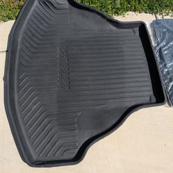 Accord truck wheather mat and four regular car mats all new