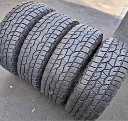 275/70/18 Cooper Selling a set of 4 tires in excellent condition 🫡