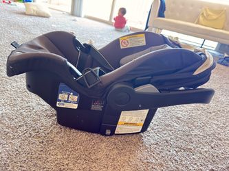 Infant car seat