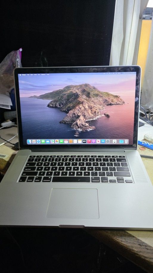 15 Inch MacBook Pro 2016 Touch Bar I7