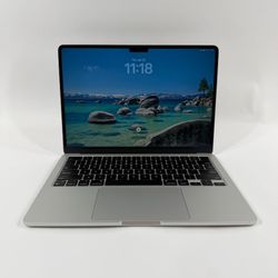 2024 Apple MacBook Air 13.6" M3 8 Core 4.0GHz 8GB RAM 256GB SSD MRXQ3LL/A