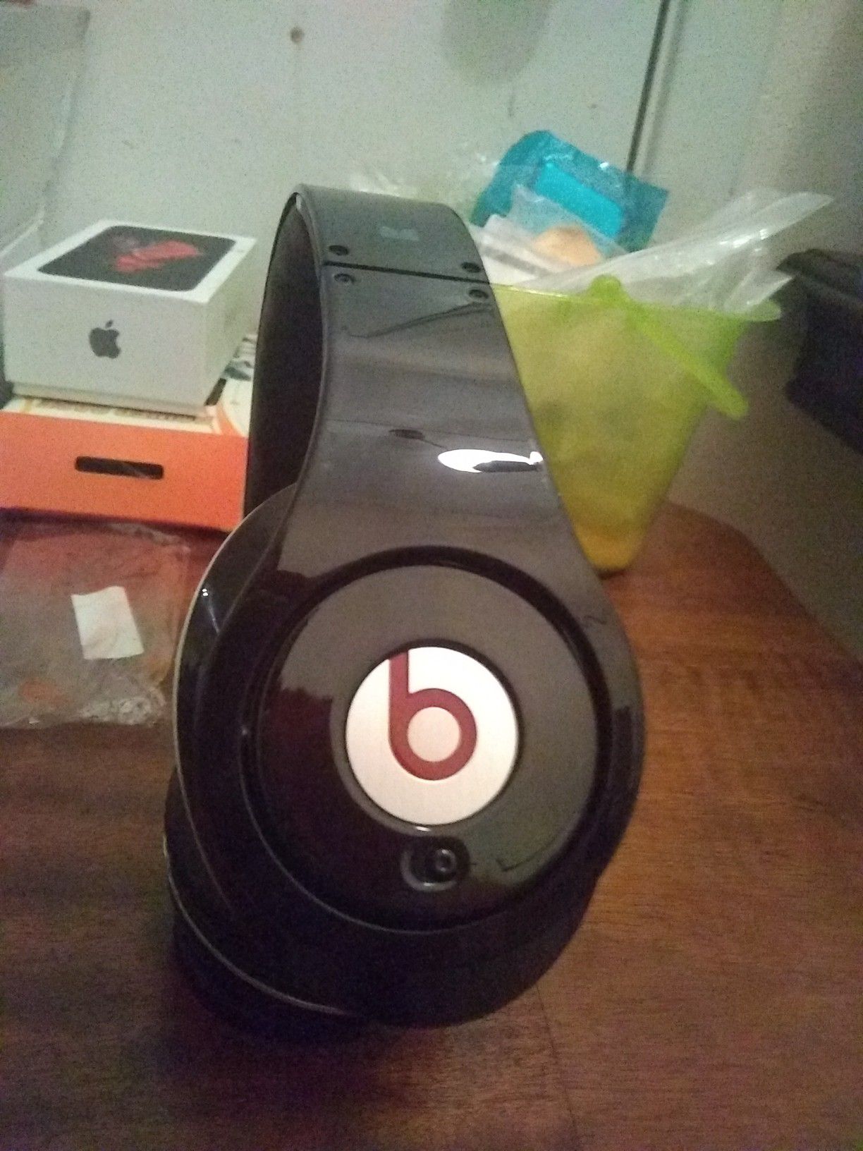 Beats studio 1 wired extra clean