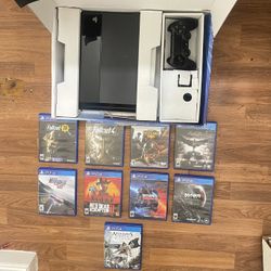 Playstation 4  ( 500 Gb ) In Box And 9 Games.