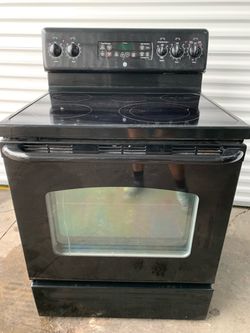 GE Black Electric Range with Glass Cooktop