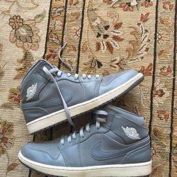 Nike Jordan 1 mid cool grey