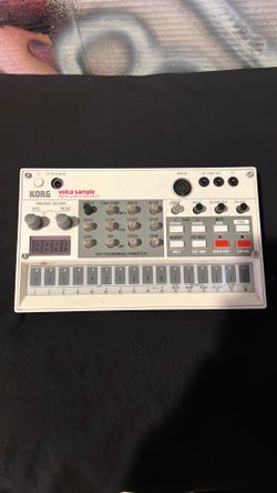 Korg Volca sample digital sample sequencer