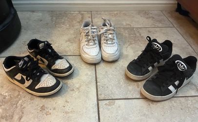 Kids shoes size 4y