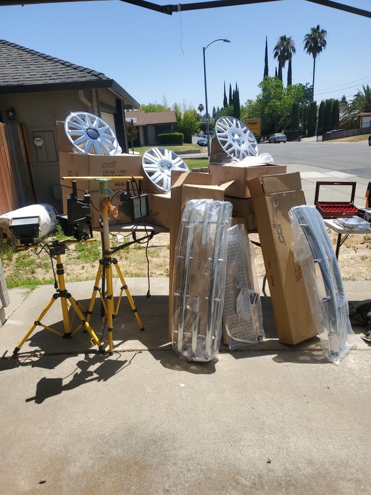 YARD SALE