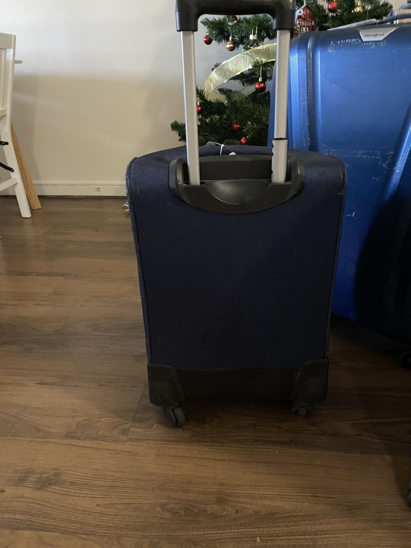 VIP Carryon Bag 20inches-15$