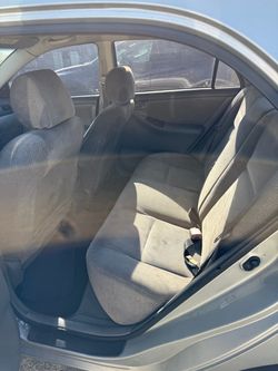 2004 toyota corolla