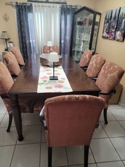 Dinning table and 8 chairs