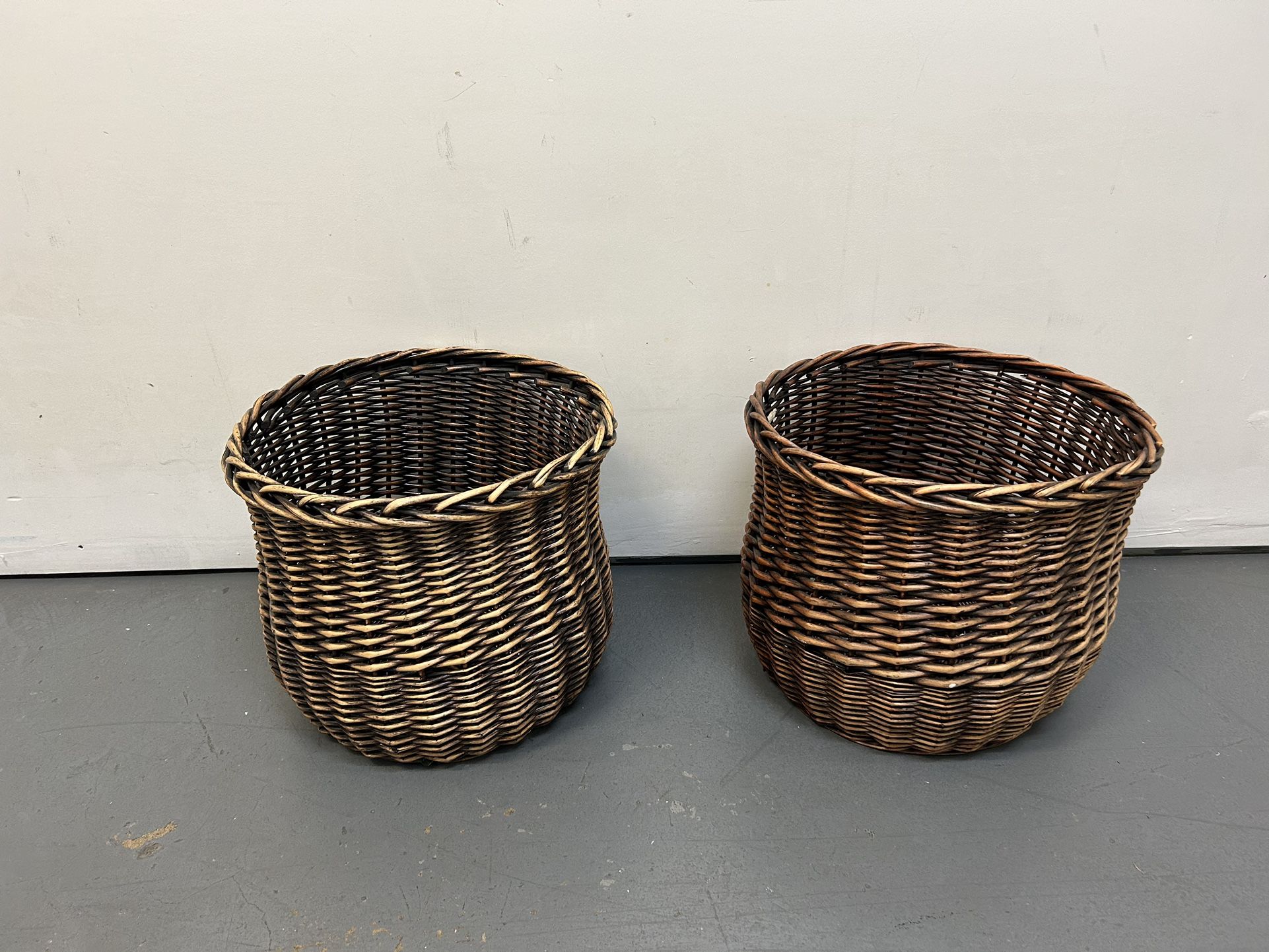 Wicker Baskets / Plant Tree Holder