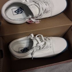 Brand New Vans (White/Blue Soles) - Men’s size 8.5