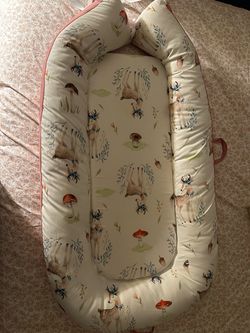 Baby lounger