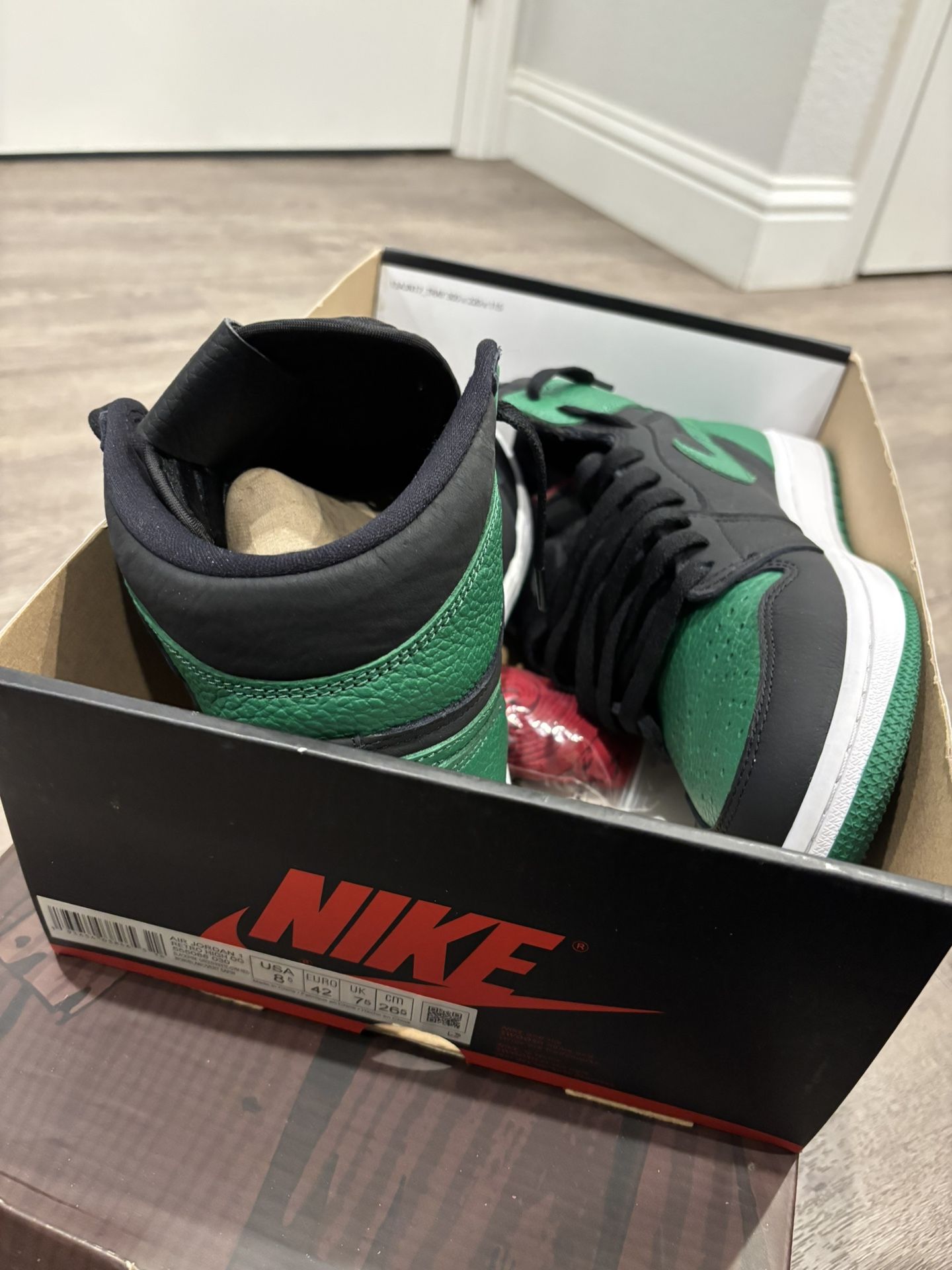 jordan retro 1 size 8.5