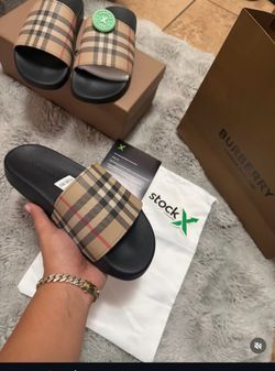 Burburry slides