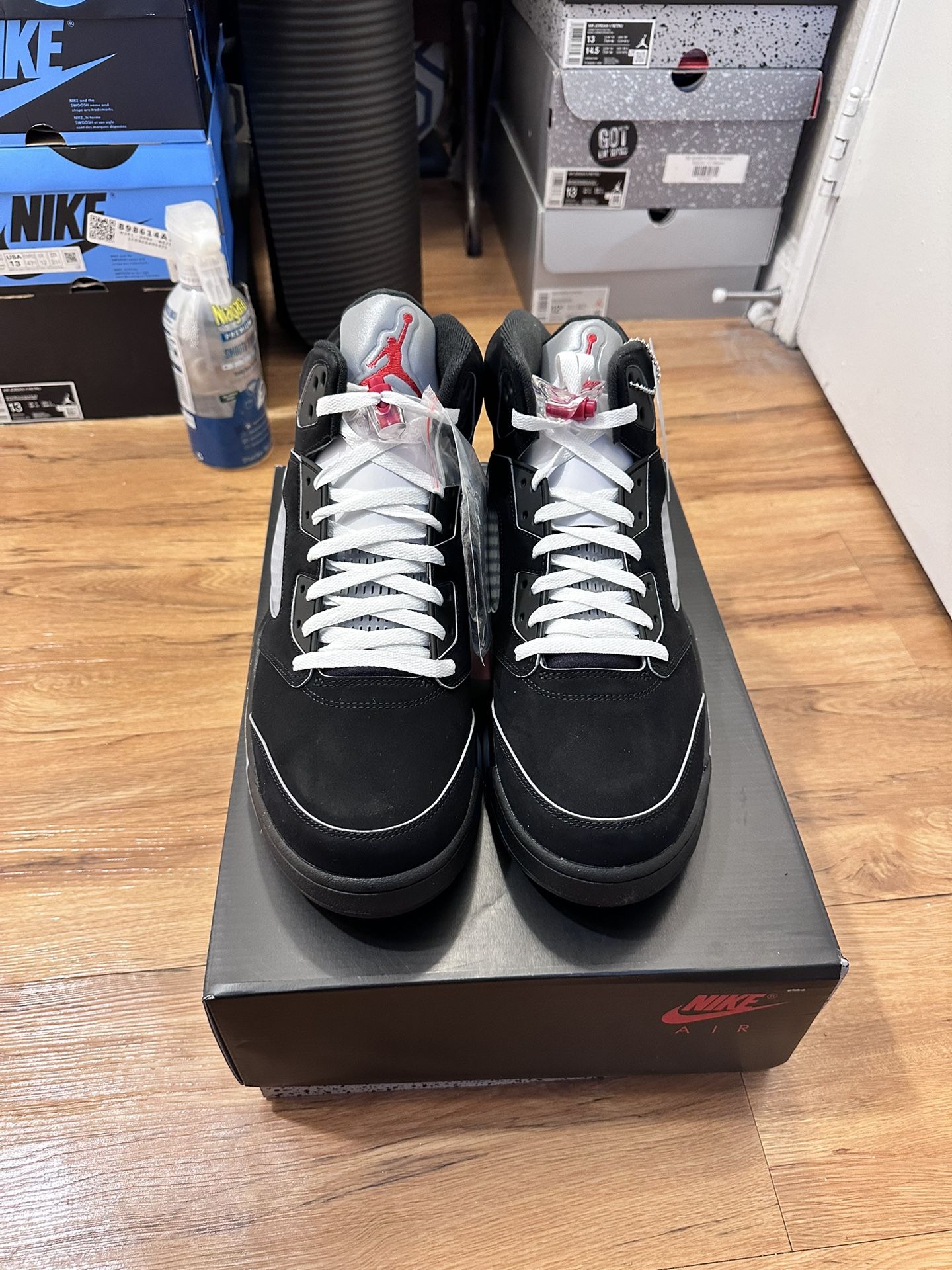 Jordan 5 Black Metallic Reimagined Size 14. Receipt Available, Meet Up Only.