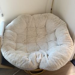 Papasan Chair with Extra Thick Cushion – Excellent Condition –  
