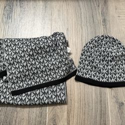 Michael kors scarf and beanie