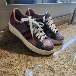 Gucci Tennis shoes