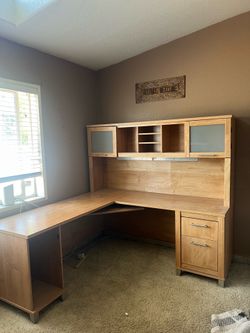 Free large desk