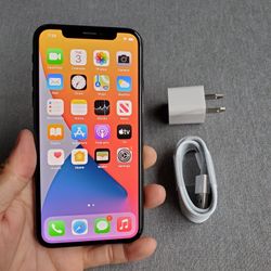iPhone X - UNLOCKED - Like New 