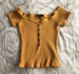 Crop Top Size Small Worn Once