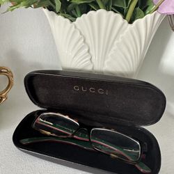 Gucci Eyeglasses GG1533