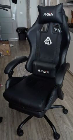 Gaming chair