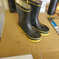 Kids Rain Boots Size12