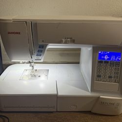 Janome Skyline Sewing Machine 