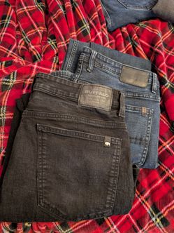 34x32 Mens Jeans Hudson, Buffalo, and J Brand