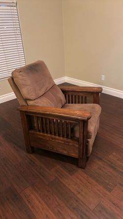 Free recliner chair
