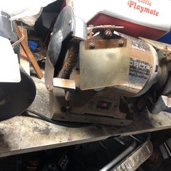 Delta Bench Grinder