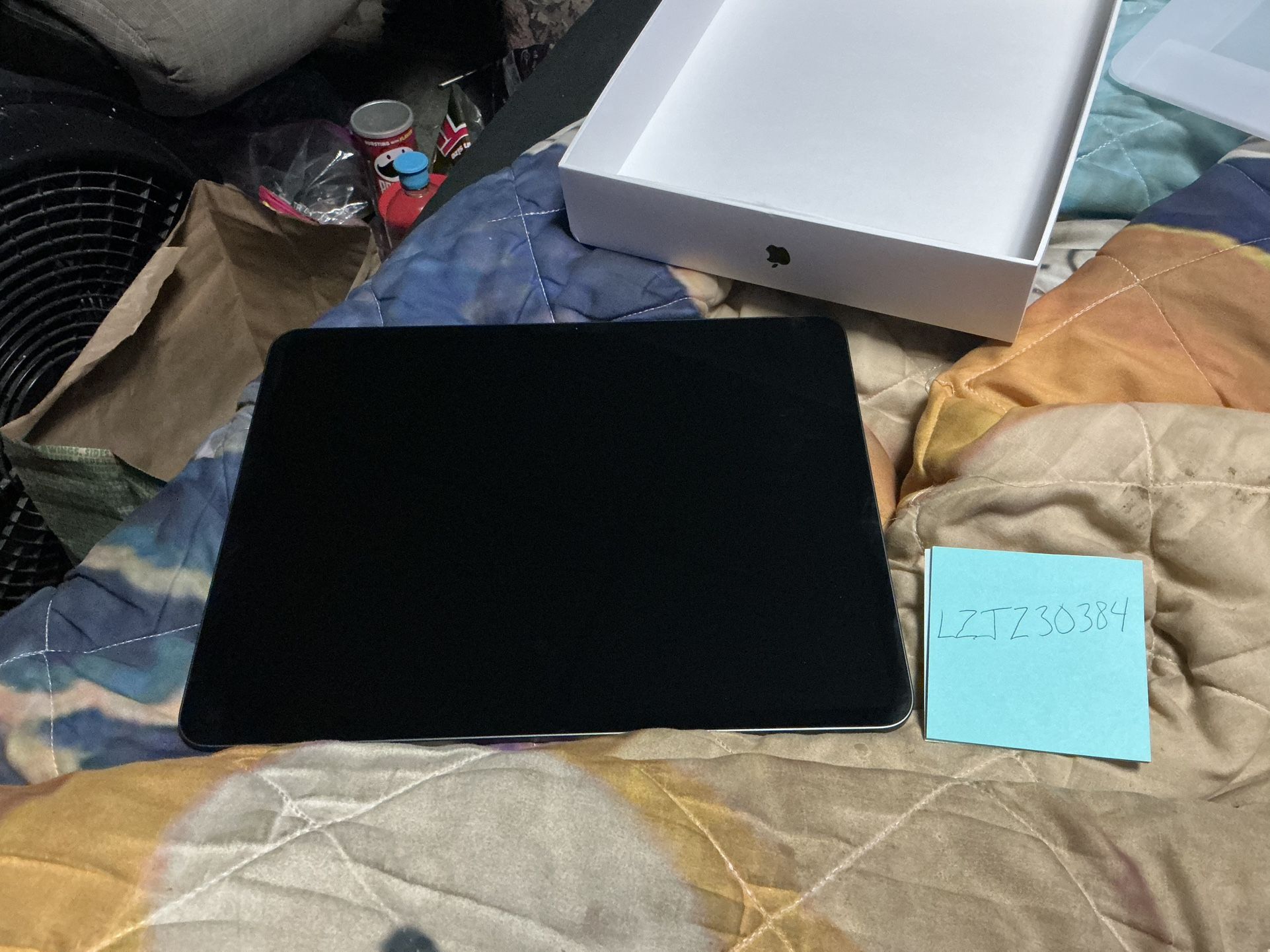 iPad Pro 13” M4 (2024) 256GB WiFi w/box, *excellent battery