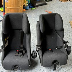 Clek Foonf Convertible Car seats (x2)