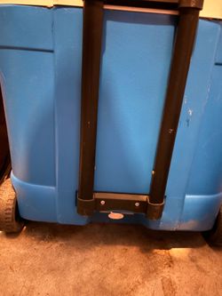 Cooler on wheels