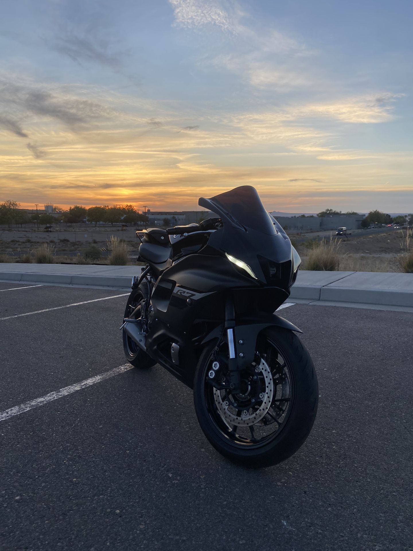 2024 Yamaha R7