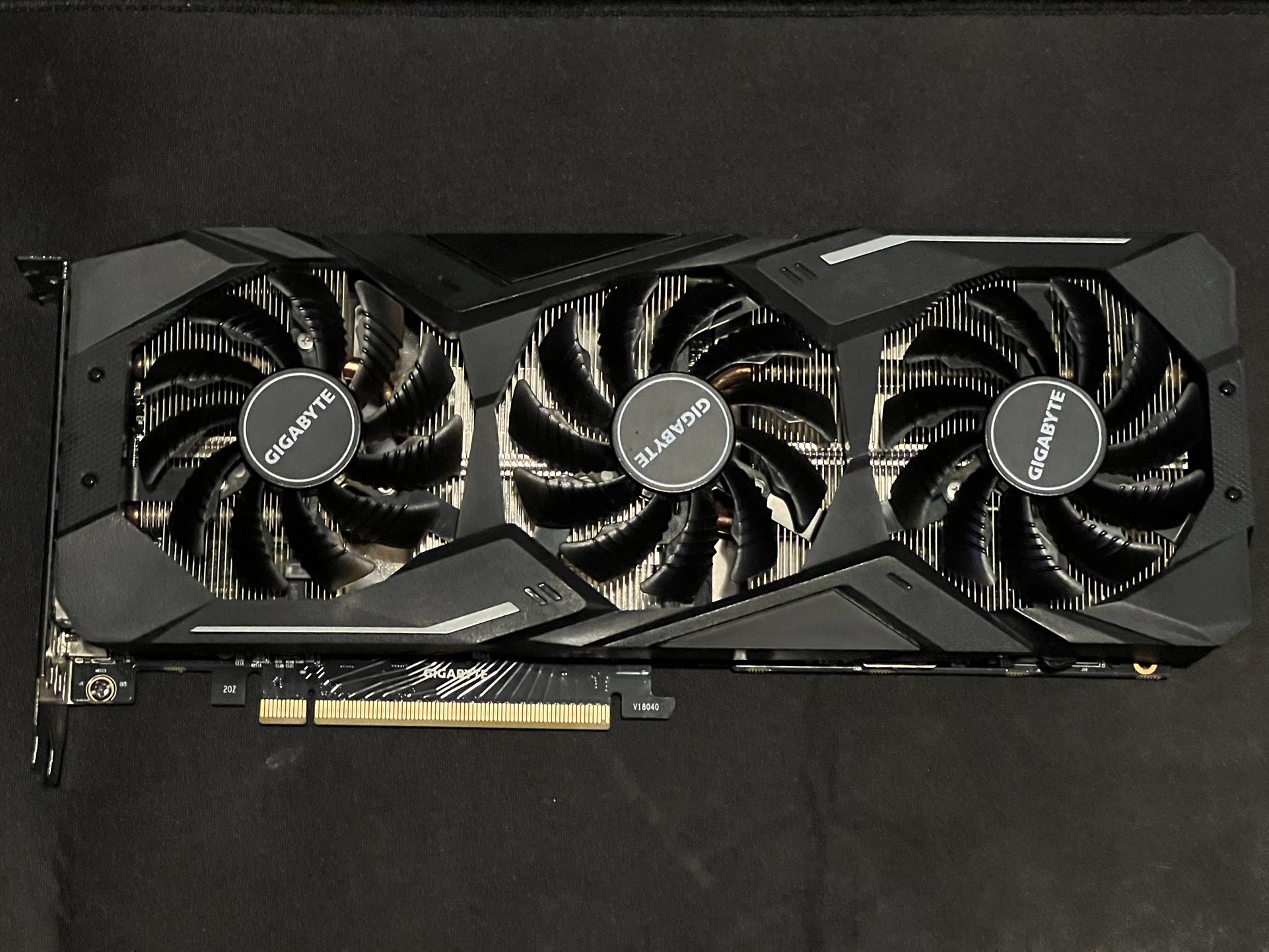 GIGABYTE GeForce RTX 2070 WINDFORCE 8G Graphics Card