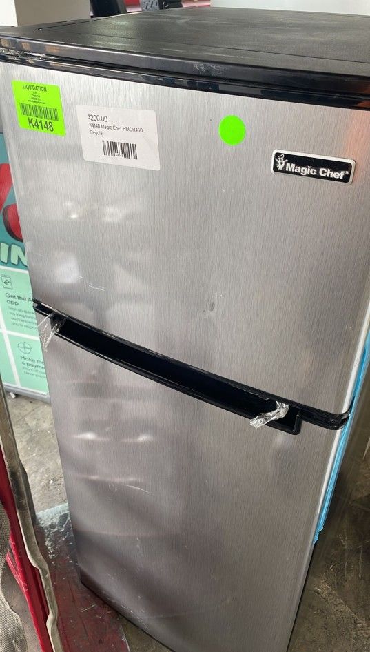 Refrigerator