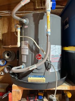Rheem 20gal Water Heater