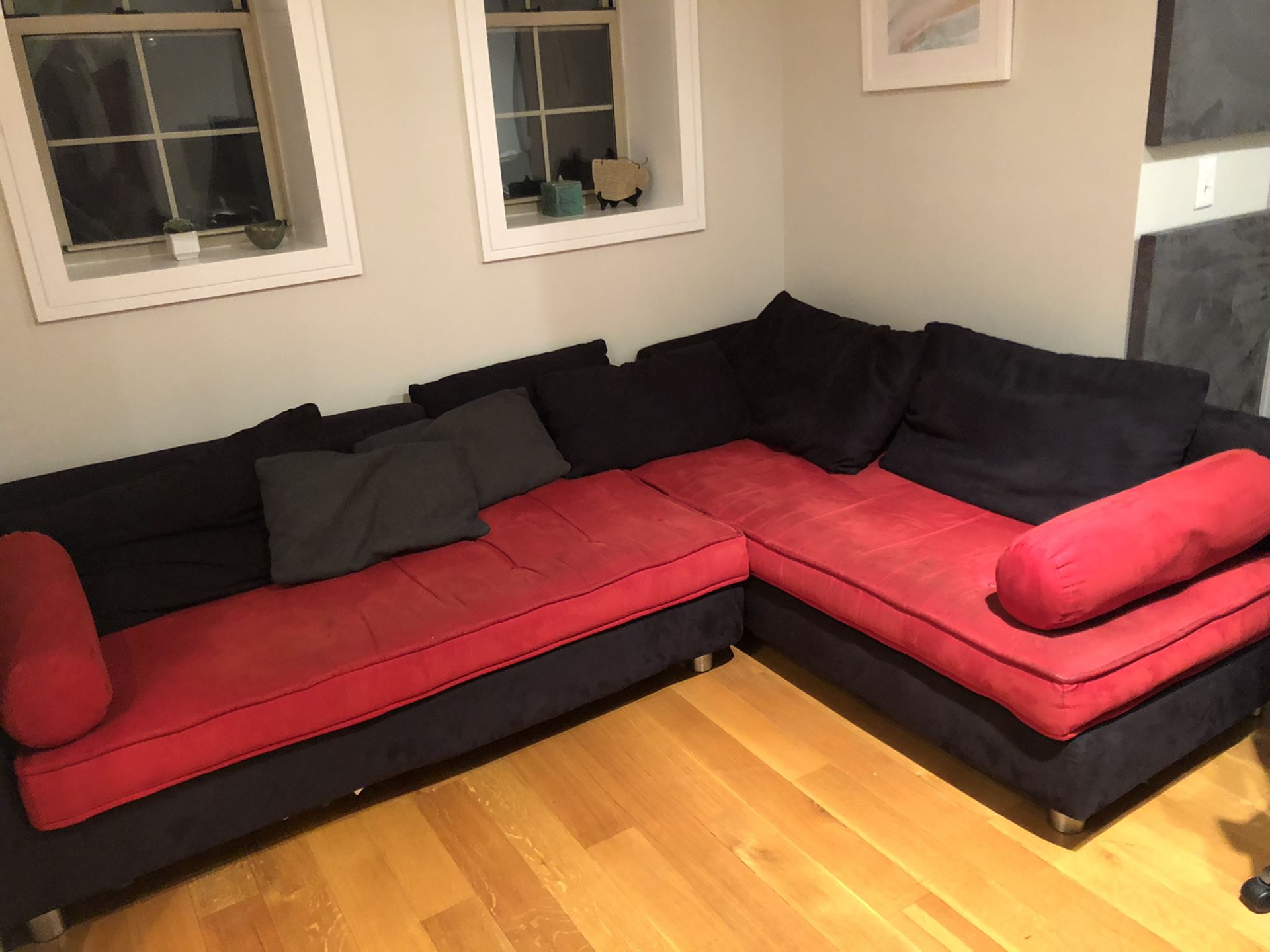 Red/Black Couch — Super Comfy (w/ pillows)