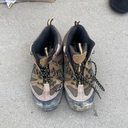 BEARPAW size 5 Outdoor Shoes