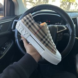 Burberry Shoes 